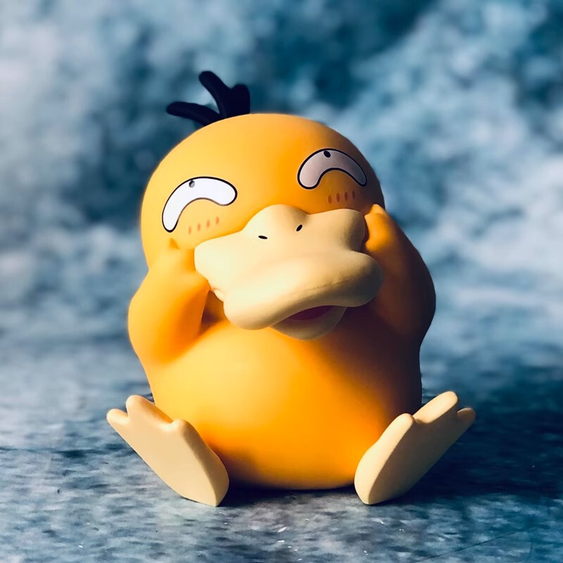 GK グッズ バトルアヒル カーセンターコンソール装飾品 かわいい漫画車 小さな黄色いアヒル ゼニガメ 車内装飾品|undefined
