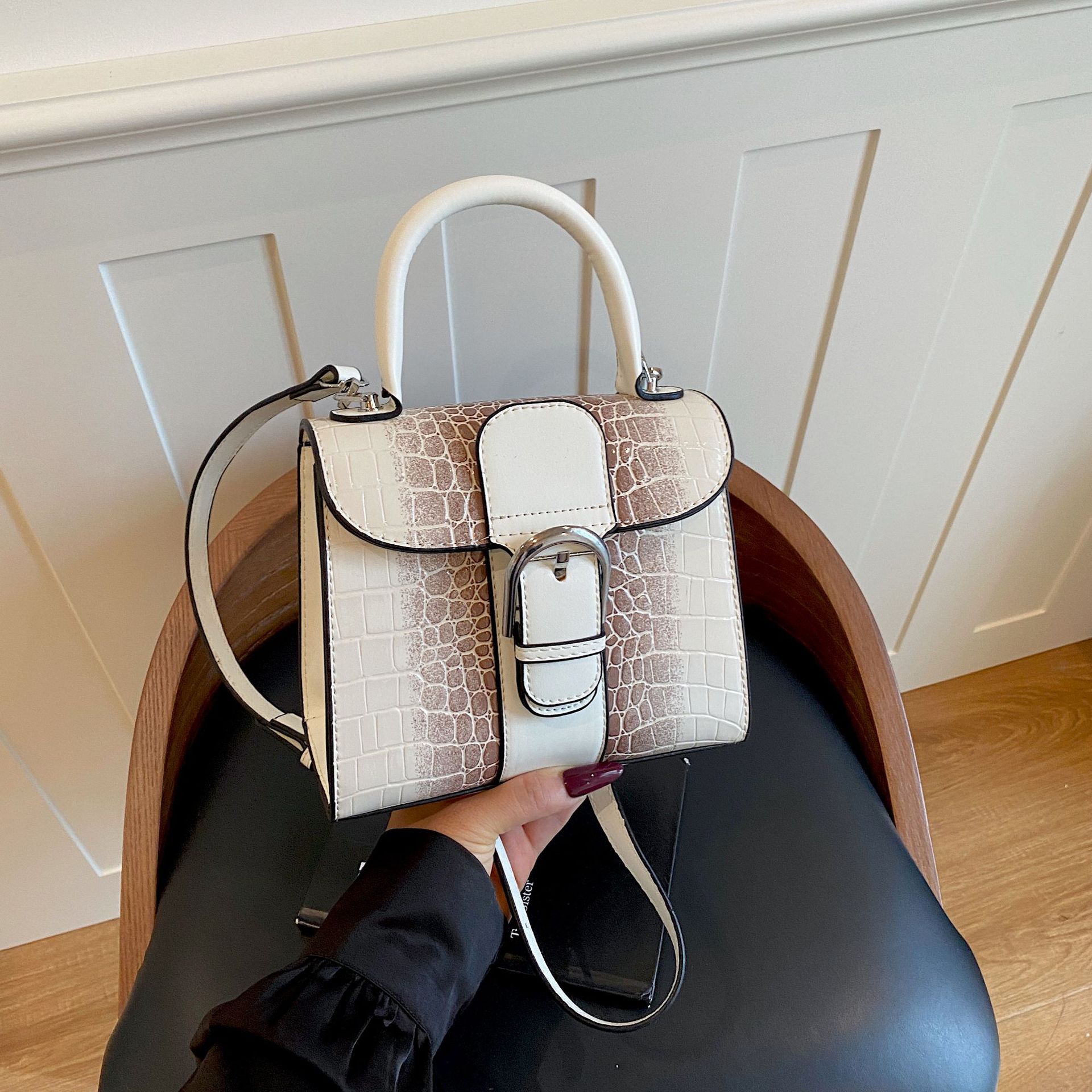 Bolso de mano retro cocodrilo transfronterizo lujoso ligero de moda versátil bolso de hombro de tendencia diaria de comercio exterior bolso de color contraste Kelly