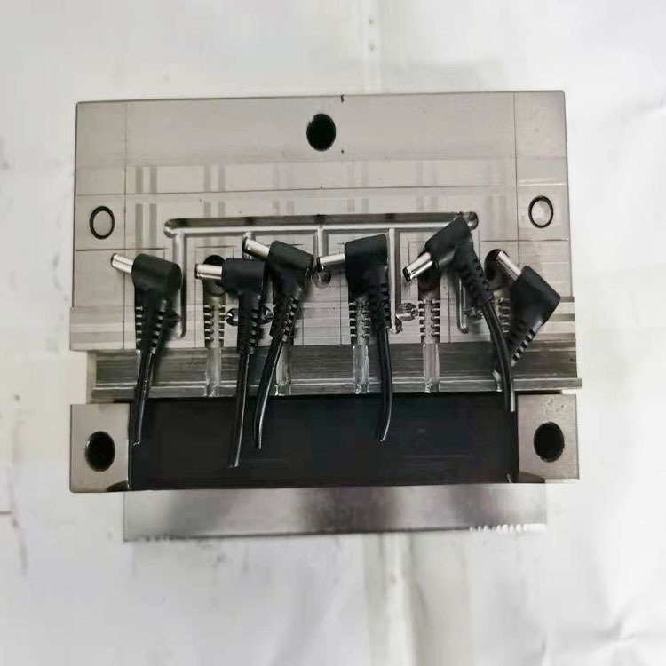 DC3.5 3.8 2.5  5521 3.5音插 插头模具 DC弯头模具 顶出模具