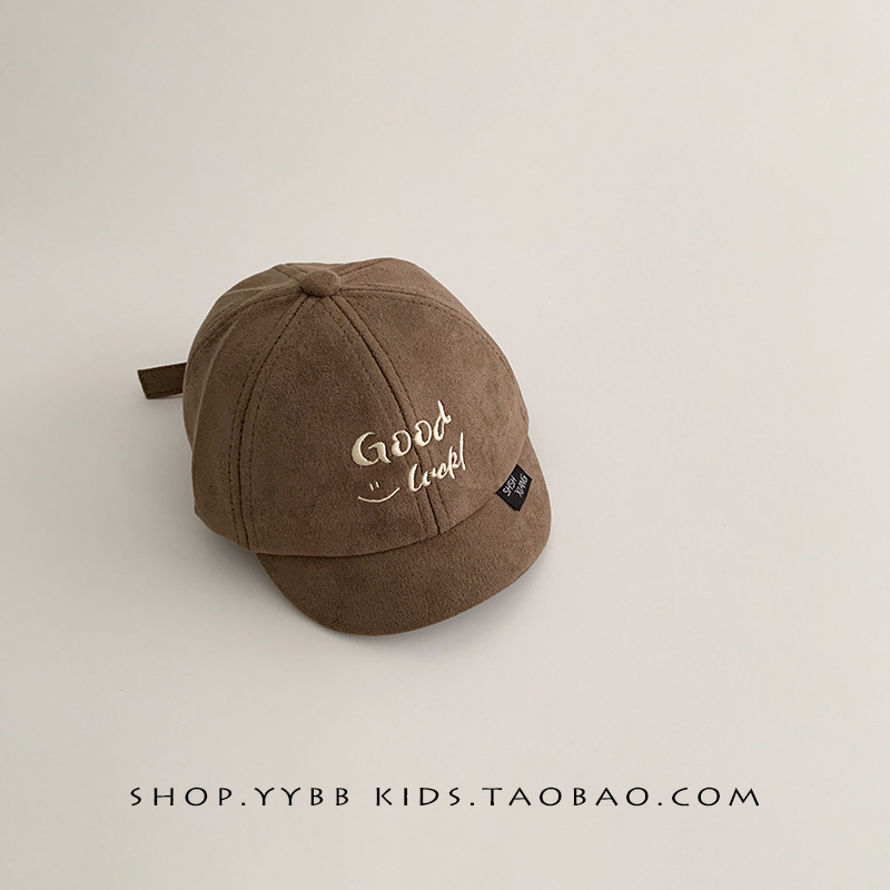 Primavera y otoño sombrero para niños sombrero a prueba de viento sombrero de lengua de pato para bebés de estilo coreano letras calientes sombrero de béisbol invierno