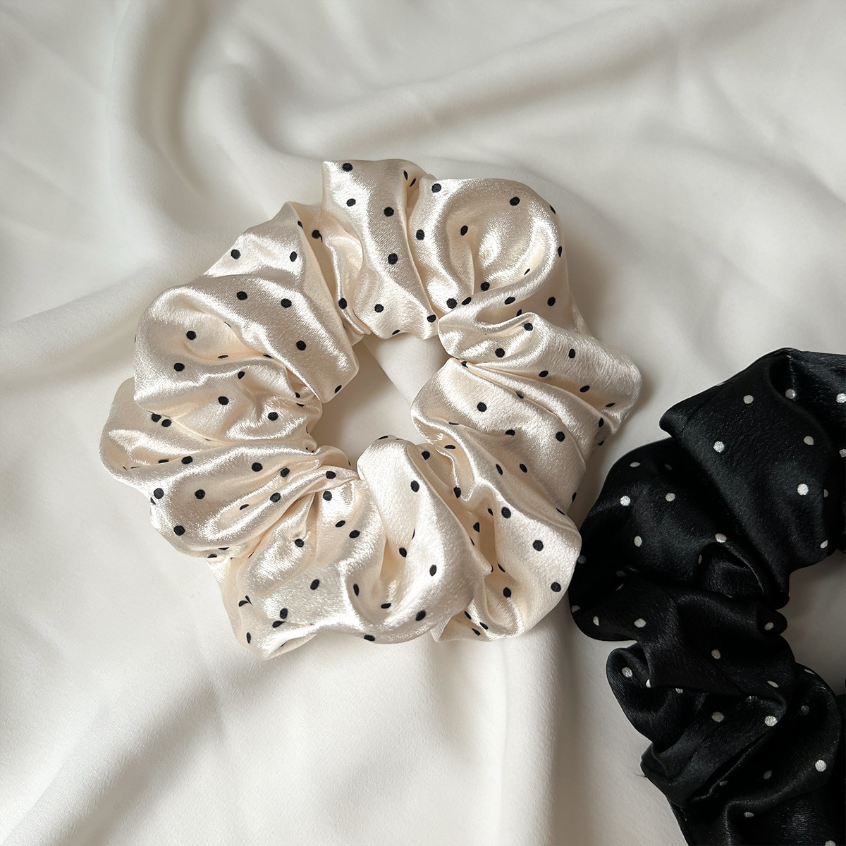 Prickig scrunchie elegant håraccessoar för damer_voghion.com