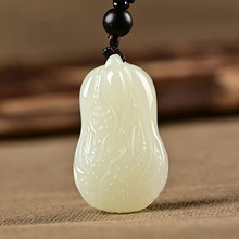 新疆和田玉白玉手工雕刻玉白菜吊坠男女款质地细腻玉石挂件送证书