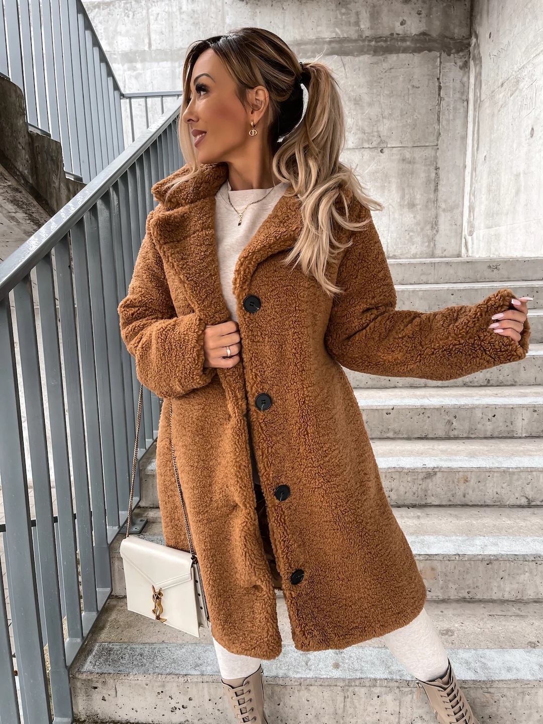 Women's Fashion Solid Color Single Breasted Coat Woolen Coat display picture 4
