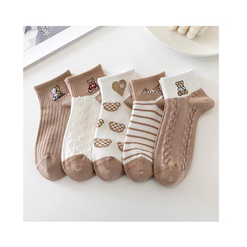 Primavera y otoño de las mujeres de dibujos animados lindo japonés estilo coreano calcetines primavera delgada transpirable retro tobillo calcetines ins moda