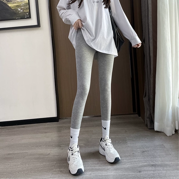 A light gray piece