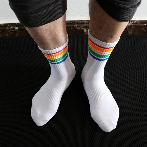 Fashionable casual sports socks spring, summer and autumn thin mid-tube rainbow men's socks college style street socks