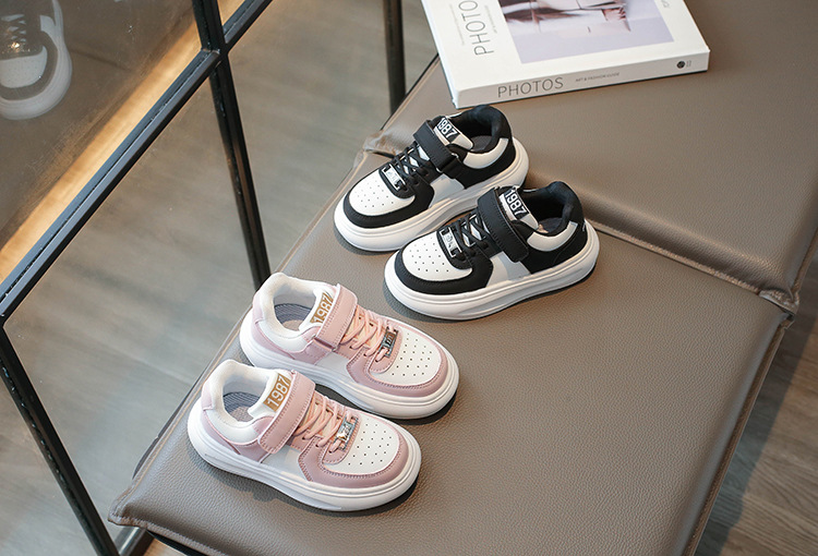 Neue Art von Kinder-Sneakern 2024 Herbst bequeme und modische lässige Sportschuhe für Jungen und Mädchen, mittlere und große Kinder-Schülerschuhe_voghion.com