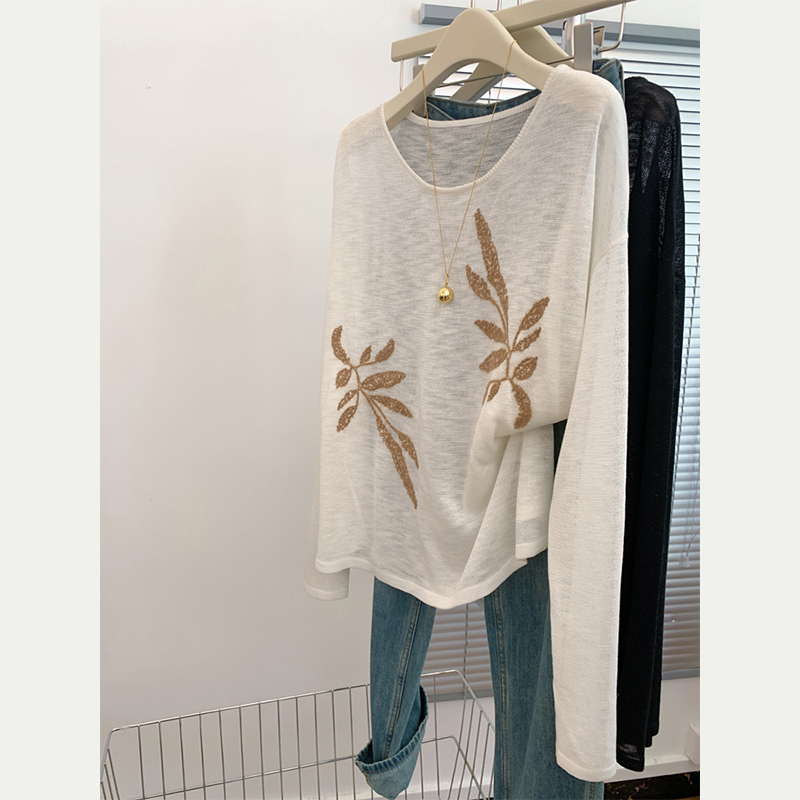 White Embroidered Knitwear Women's Thin 5 New High-End Loose Sun Protection Thin Sand Air-Conditioned Blouse