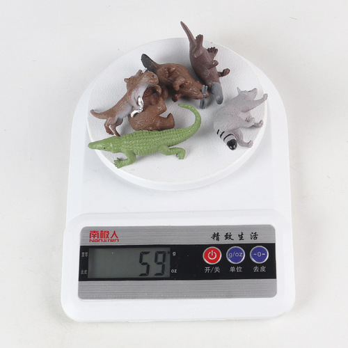 Children's simulated mini wild reptile model raccoon platypus beaver brown bear crocodile set toy