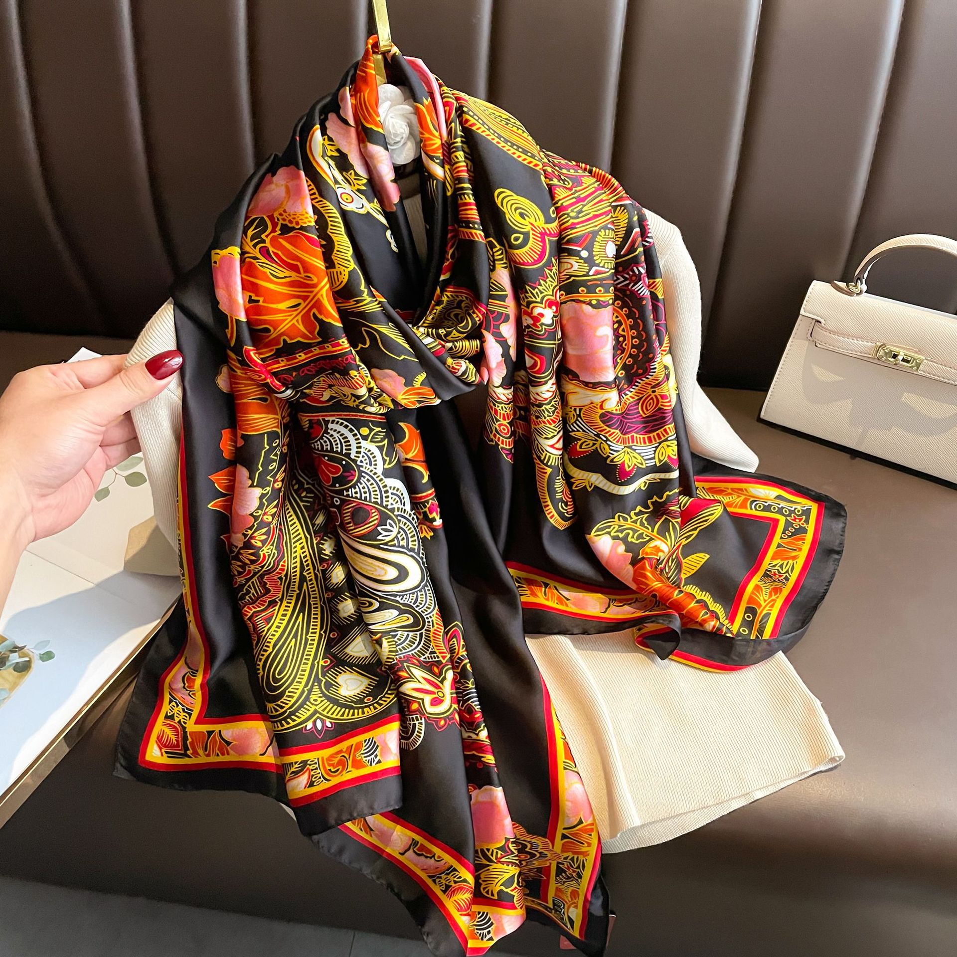 Foulard in seta da donna stile cinese scialle in raso primavera_voghion.com