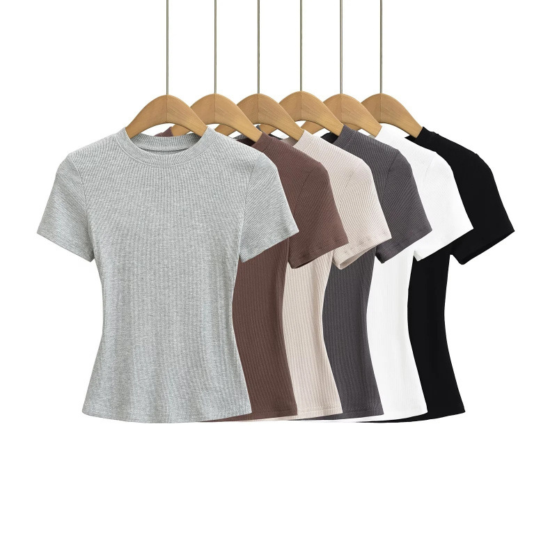 Summer sexy base body-friendly multicoloured T-shirt with a round…