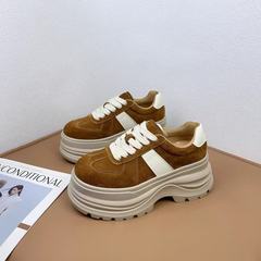 头层真皮磨砂休闲运动鞋女2025秋新款舒适厚底增高7CM百搭板鞋女
