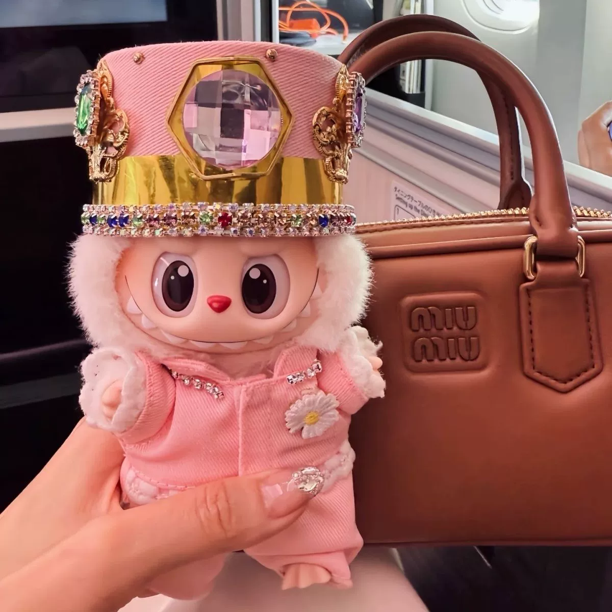 Одежда для куклы Labubu с подсолнухом 17 см, виниловый кулон Labubu второго поколения, комплект одежды для куклы (кукла в комплект не входит)