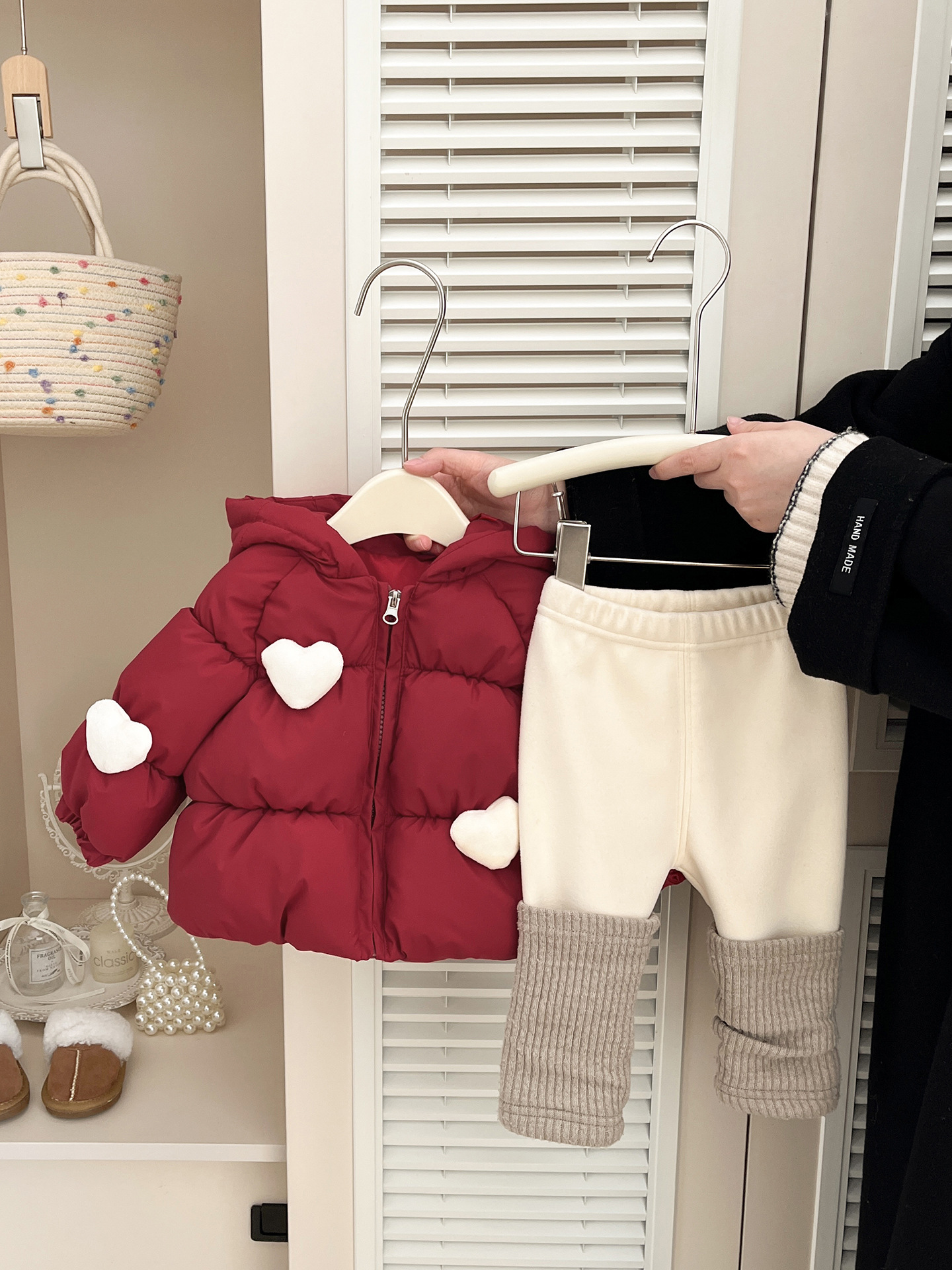 Niños rojos de Año Nuevo abrigo de algodón de pluma invierno de aire extranjero para bebés de algodón con capuchón grueso ropa de bebé caliente