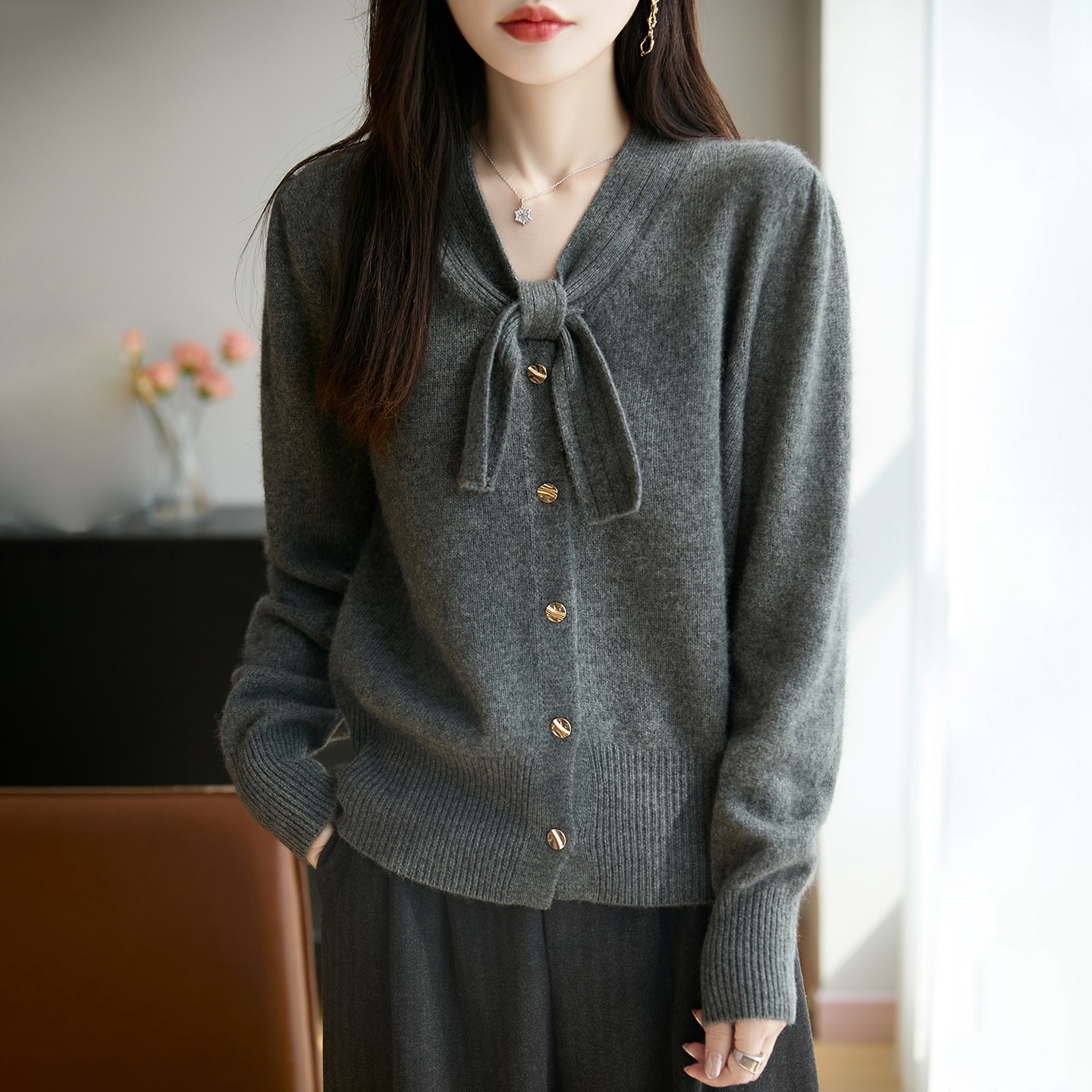 Áo cardigan nữ tay dài nơ bướm dáng rộng — màu xám chi tiết 4