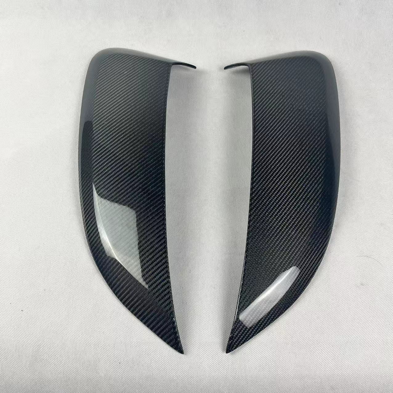 Suitable for Porsche 718 carbon fiber rear leaf air outlet 982 bright black GT4 air outlet CayMan side air outlet