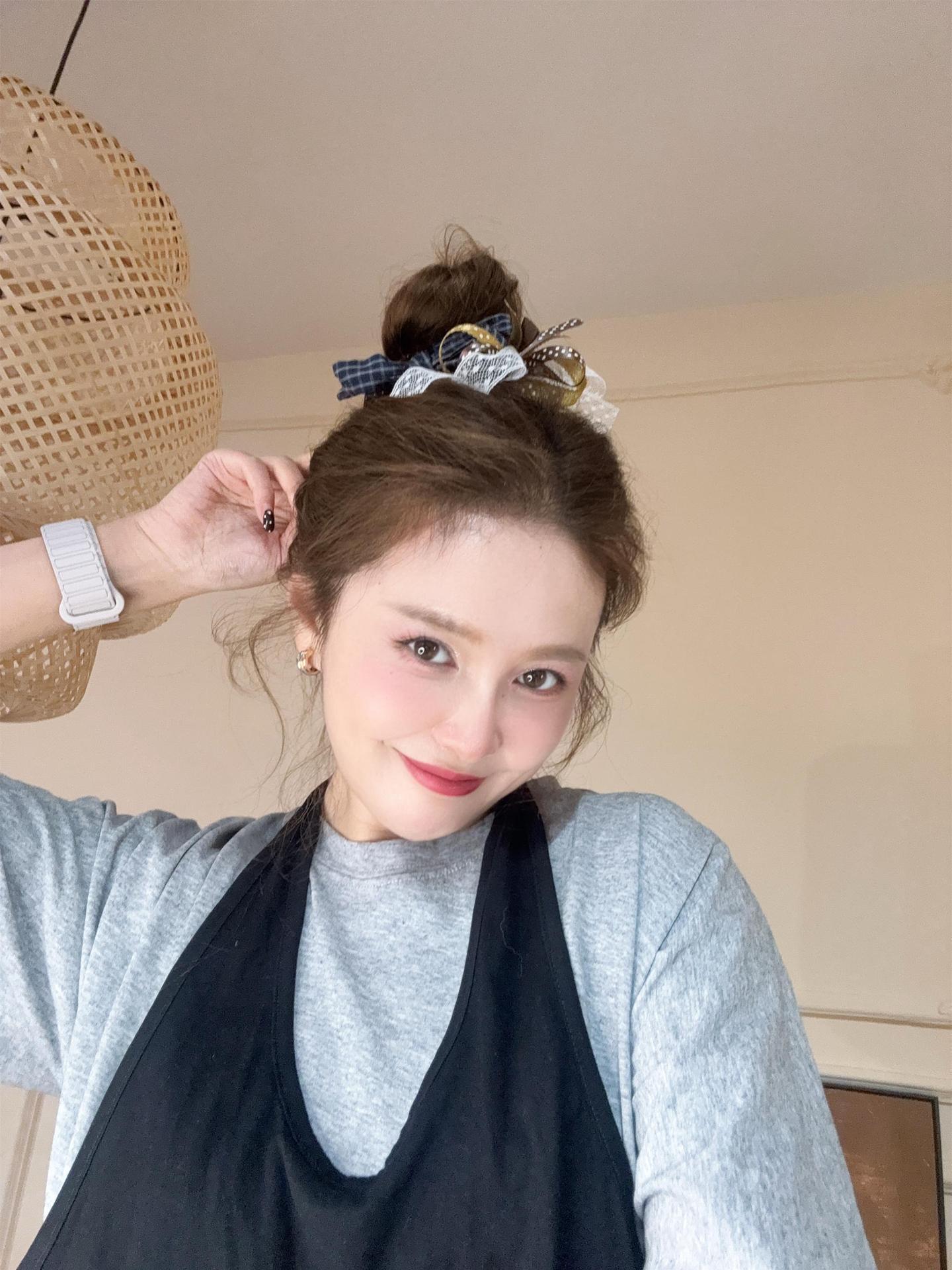 Youyijia stylish and unique double-layer bow hair tie, colorful polka dot plaid, girl's ponytail hair accessory
