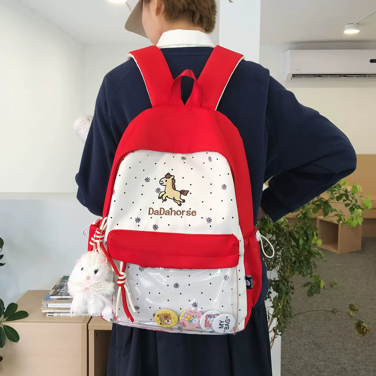 书包女可爱学院风小马新款双肩包初高中学生透明痛包卡通旅游背包