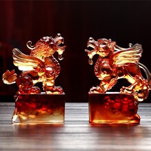 �ŷ��������� ƫ������ �ڼ� �ɸ��ɲ� �������� װ��Ʒ ��Ǩ����