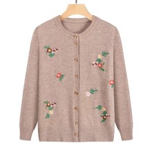 源头工厂秋季针织开衫纯色女装中年中老年衣服上衣妈妈春秋冬外套