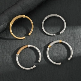 项链;项坠;戒指