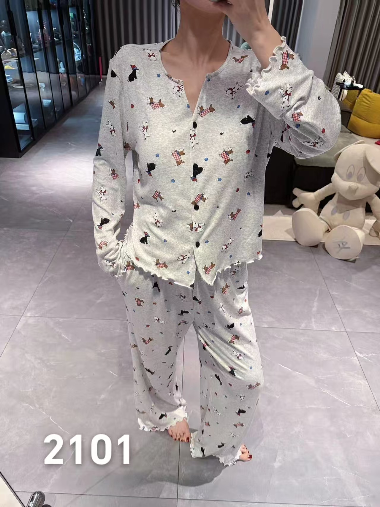 Nuevos lindos dibujos animados Mickey pijamas de mangas largas mujeres primavera y otoño costillas cómodas sensación de alto nivel conjunto de ropa de hogar estudiantil