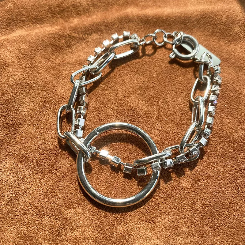 春夏新款欧美设计网红同款高街风金属链条交错锆石ins手链女精致