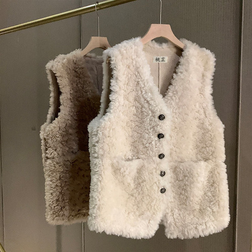 European waistcoat lamb fur vest for women 2023 winter new outer wear fur one-piece vest jacket