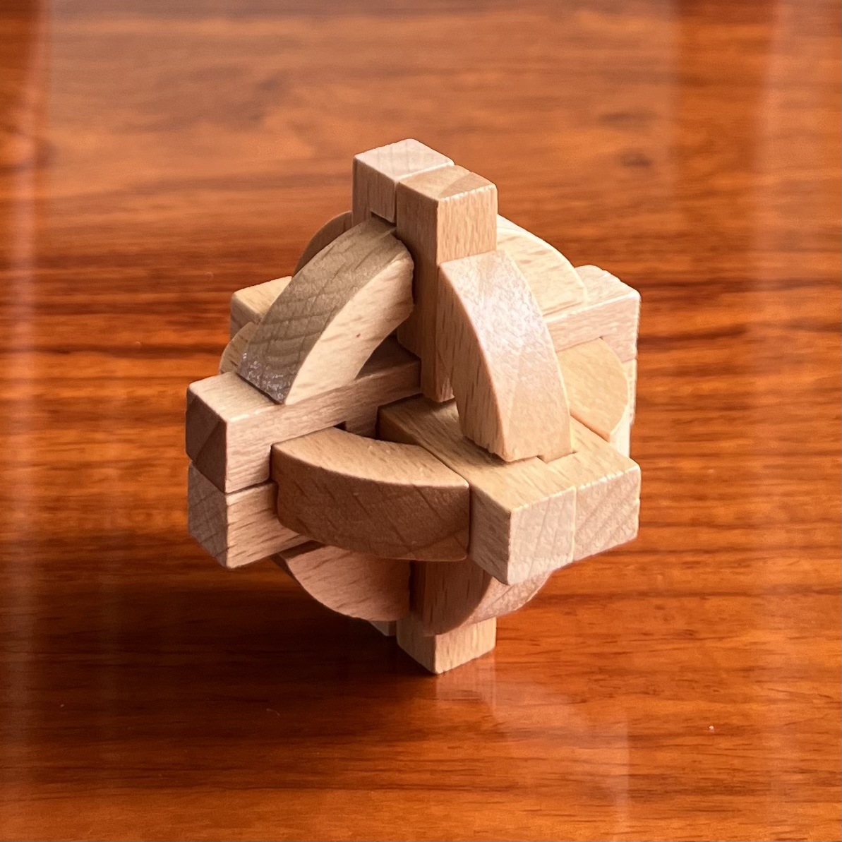 Luban Lock Kongming Lock conjunto completo juguetes educativos para Niños Estudiantes de la escuela primaria tamaño pequeño mini haya Kongming Lock fábrica fija