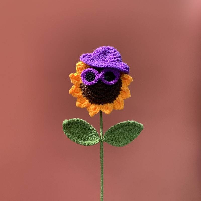 完成品の手作りの花はバラの花をシミュレーションします。|undefined