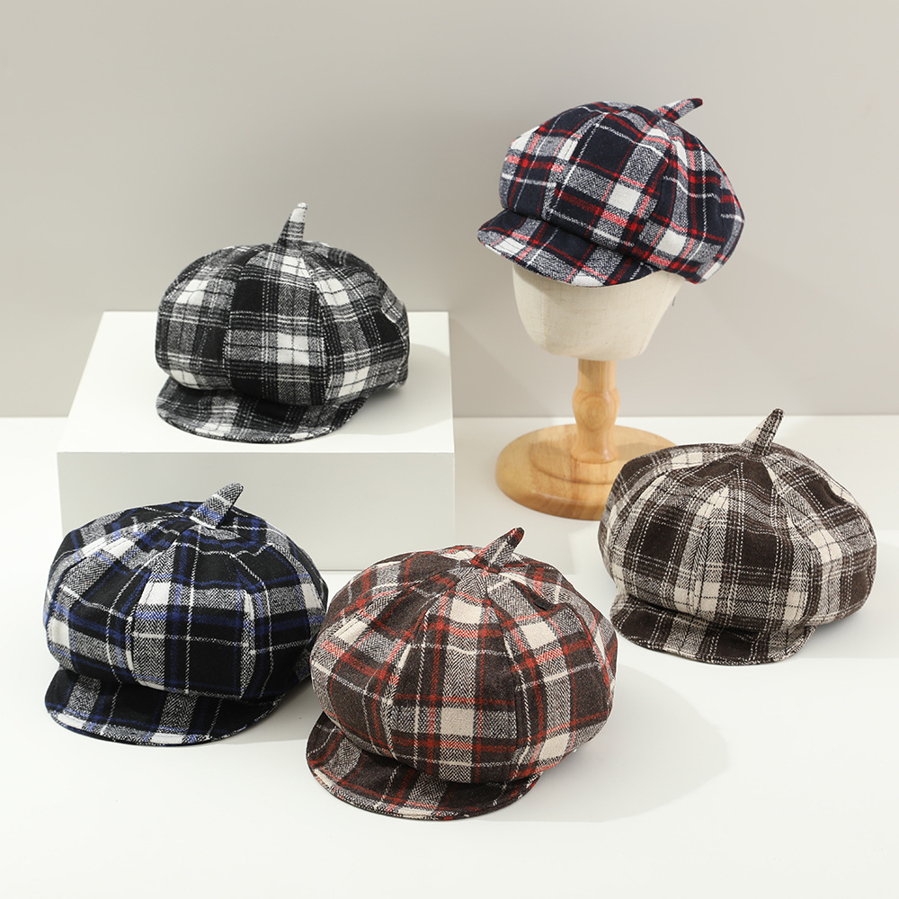 Sombreros infantiles de otoño y invierno delgados estilo coreano retro a cuadros extranjeros gorra de lengua de pato bebé hembra y boina