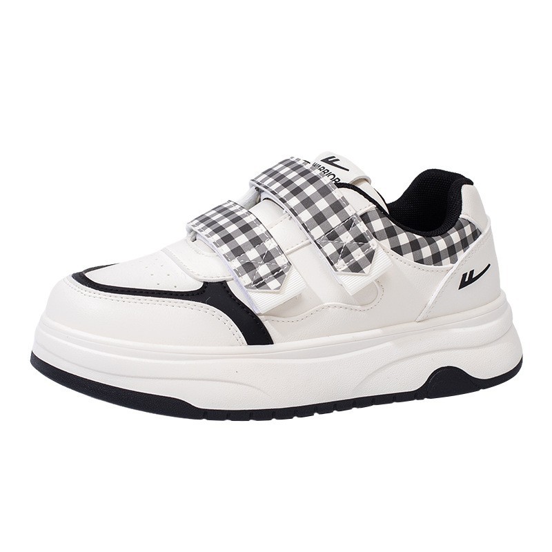 Zapatos de suela gruesa de terciopelo, calentamiento de moda, cómodos, zapatos de velcro, zapatos de skate de moda para mujeres que viajan en invierno