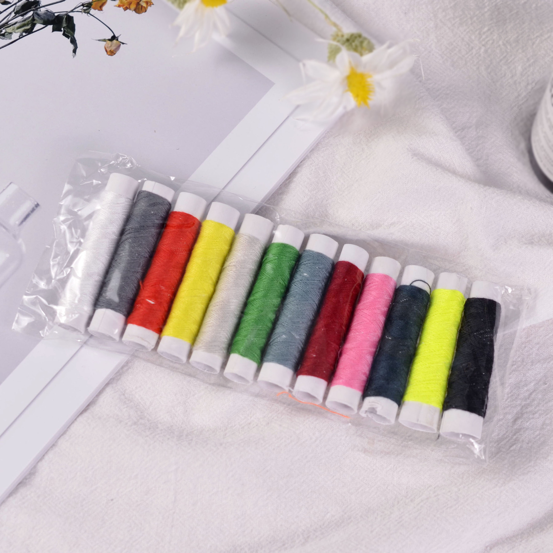 批发10码缝纫线 家用涤纶缝补线缝衣线 便携手工DIY迷你缝纫线