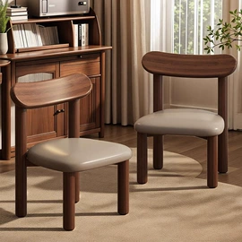 电脑桌;床头柜;书架