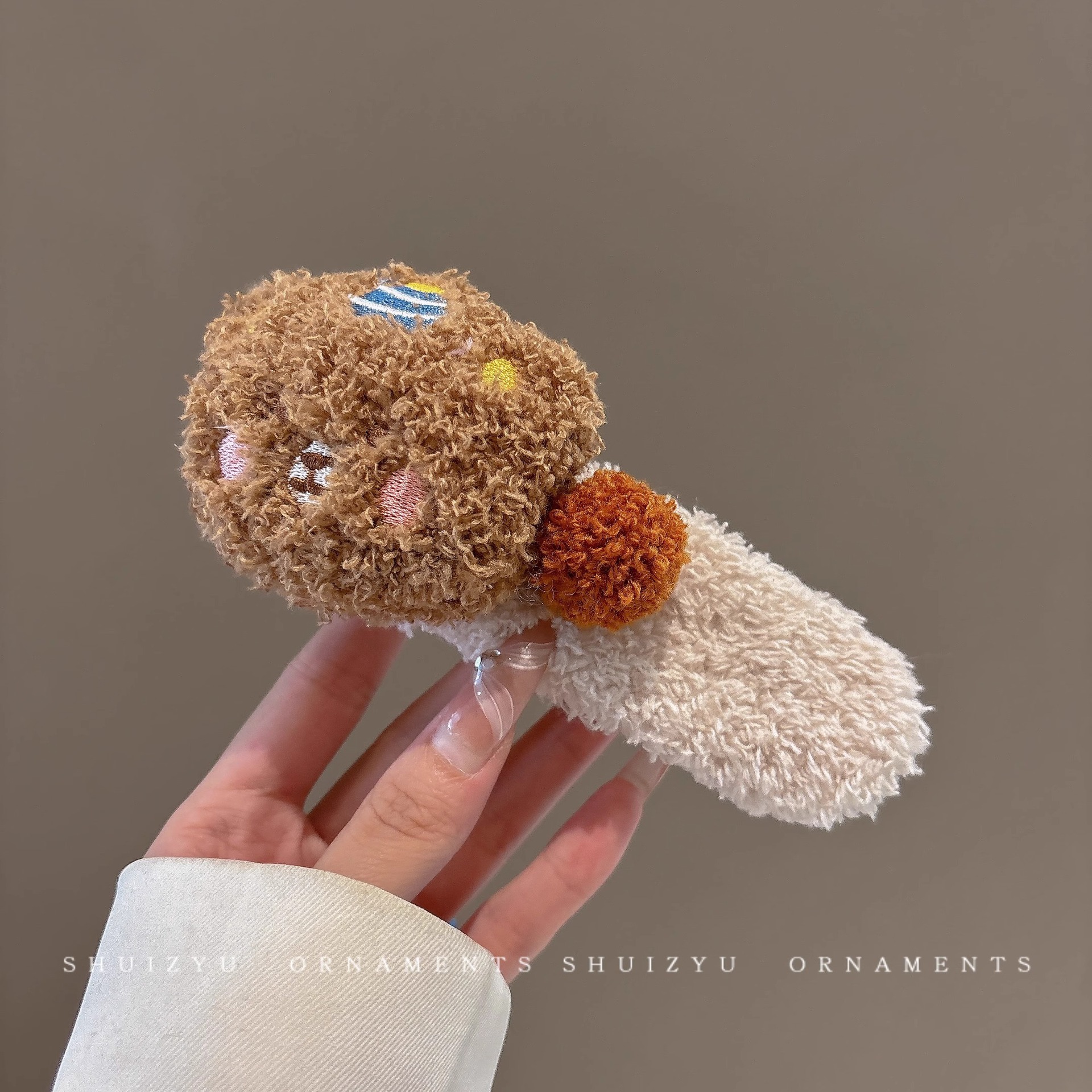 Pinzas para el pelo con forma de moño de felpa para otoño e invierno para mujer, pinzas versátiles tipo pico de pato para cabello grueso, lindas horquillas con forma de oso, accesorios para el cabello.