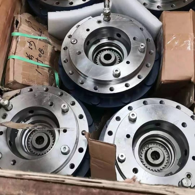 布雷维尼BREVINI减速机EC3020/MR1/52.42/65013200160 (IEC132)