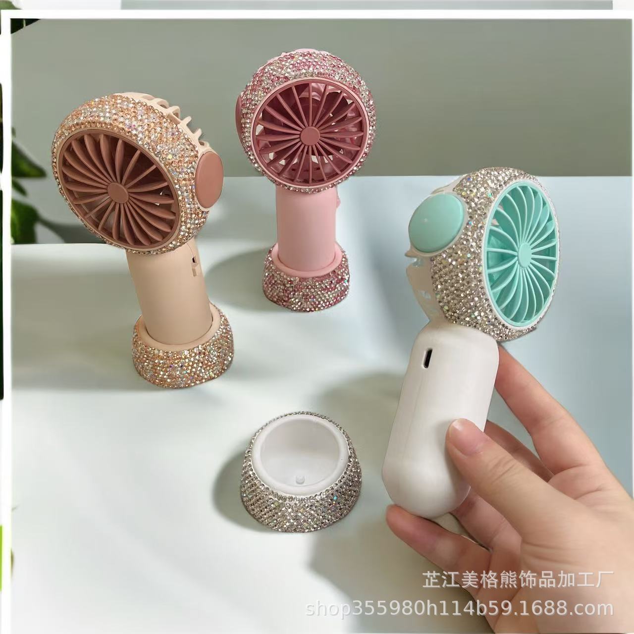Cross-border USB Mini Handheld Small Fan Desktop Quiet Big Wind Student Portable Mini Cartoon Small Fan