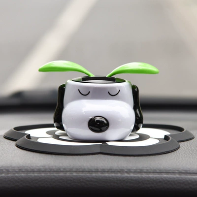 Car decoration solar-powered swinging apple blossom Snoopy dog car ornament solar flower decoration (Perfplant seat) - snoopy-flower-delivery-mat