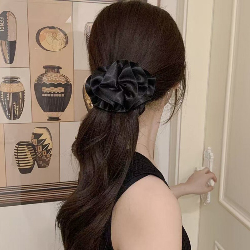 韩国Baket缎面褶皱花朵香蕉夹女ins高级感奶油色云朵显发量抓夹子|undefined