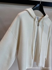 23早秋の新商品LOWEレリーフの小さい帽子のカーディガンのコートの女性