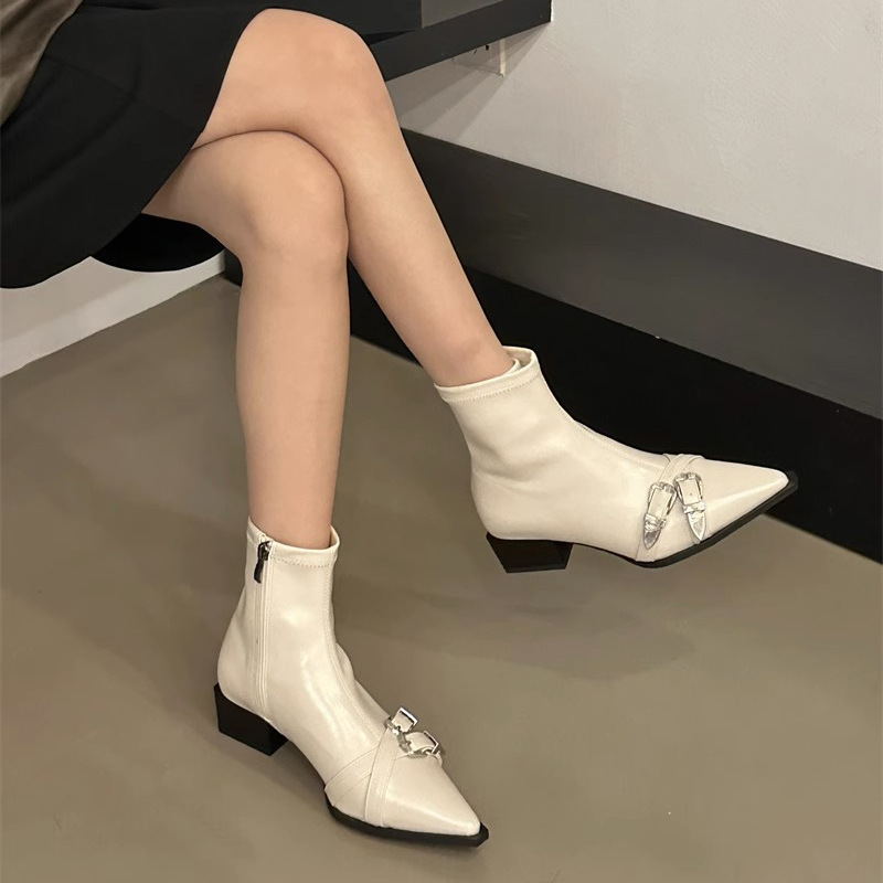 法式尖头粗高跟短筒短靴女2025年新款气质侧拉链时装弹力瘦瘦靴子