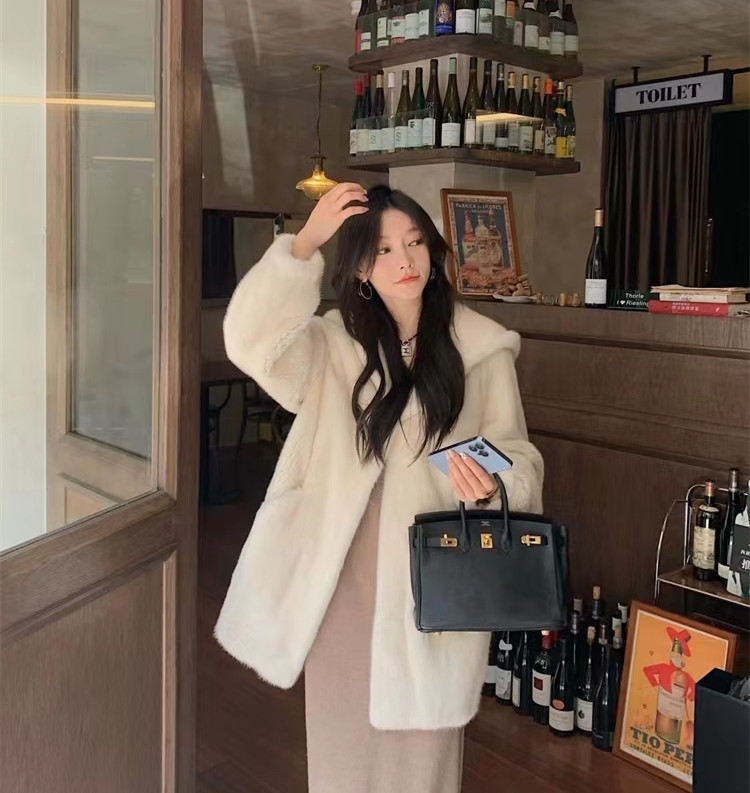 O1CN01nv7Qr81qDBgpJ8mdq_!!2204