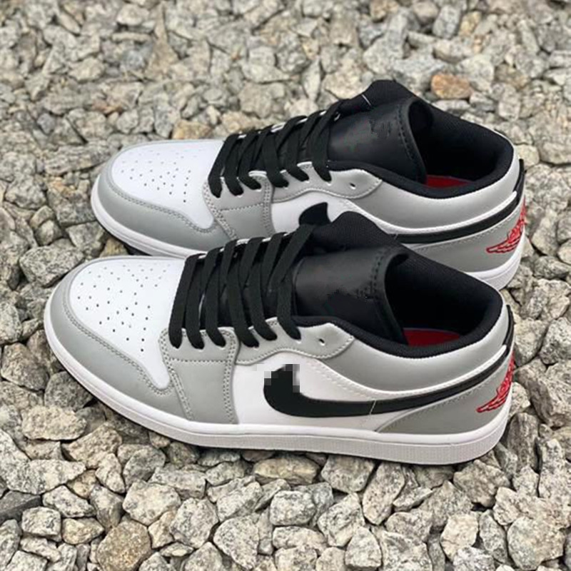 Putian Shoes 2024 New Aj1 Low-Top Women's Summer Shoes Men's Versatile Flats Sports Shoes Shoes Sneakers Slippers Autumn