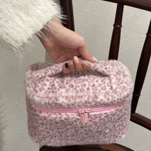 �ɐ۷۱��y����Ů���������y�����л��yˢ���ռ{��ë����ĥ�ռ{��