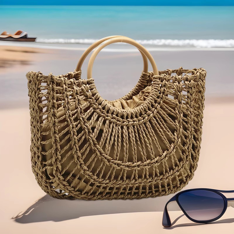Beach straw woven one-shoulder bag