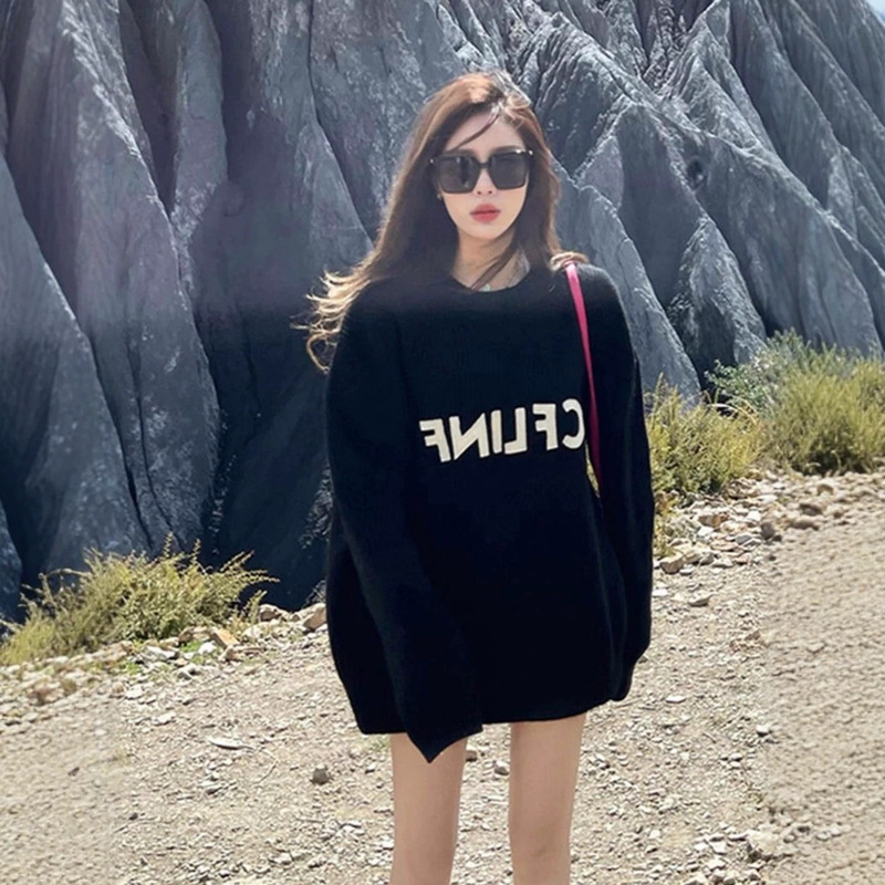 American-style black crew neck sweatshirt for women, mid-length, casual style, 2026 autumn/winter new popular model, for petite individuals, with fleece lining and long sleeves American-style black crew neck sweatshirt for women, mid-length, casual style, 2026 autumn/winter new popular model, for petite individuals, with fleece lining and long sleeves