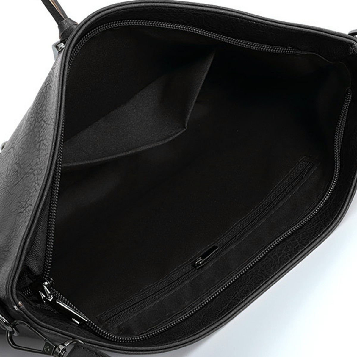 Borsa a tracolla in pelle morbida borchiata con nappe donna_voghion.com