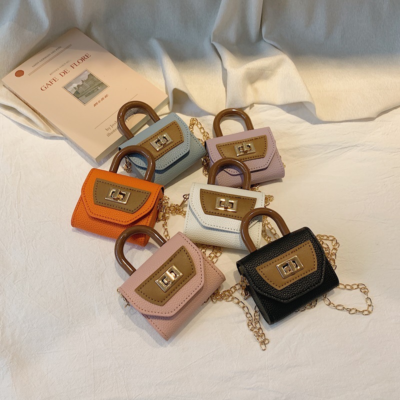 Nicho sensación cotidiana mini bolso pequeño para mujeres verano 2026 nueva moda versátil lujoso ligero bolso de lápiz labial image 5