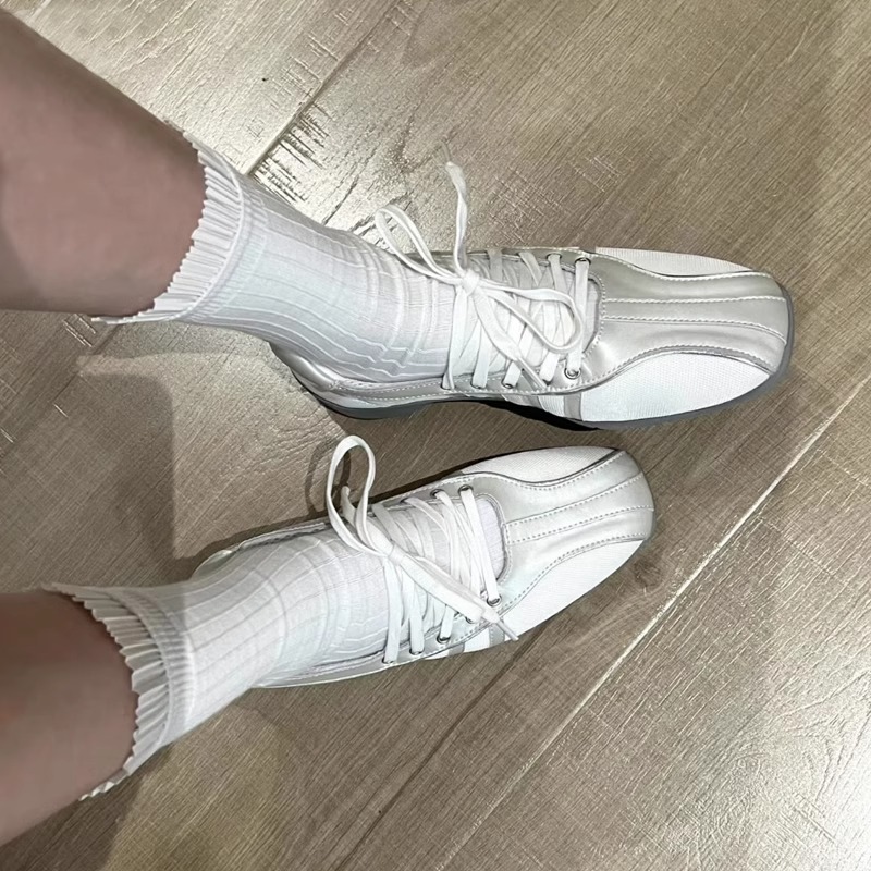 Diseñador coreano casual plata Mary Jane zapatos de mujer 25 nuevos zapatos deportivos de ballet de cuero suave de primavera mujeres