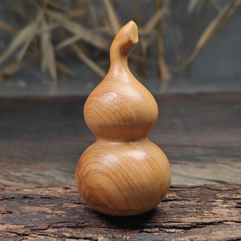 本物のシダーウッドの装飾品、手彫りの貔貅木彫り工芸品、マホガニー動物の天然作品、文具工芸品|undefined
